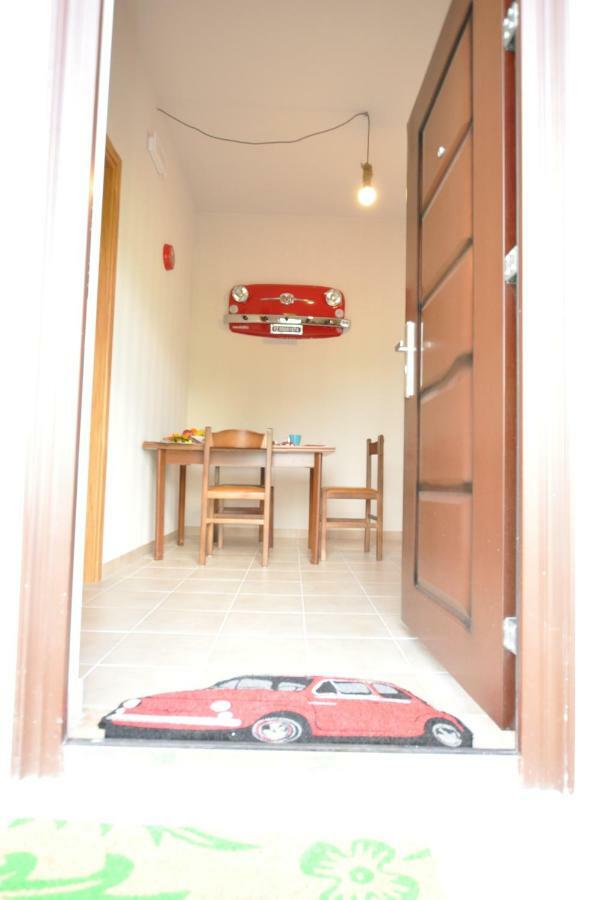 B&B La Vecchia 500 Pignola Exterior photo